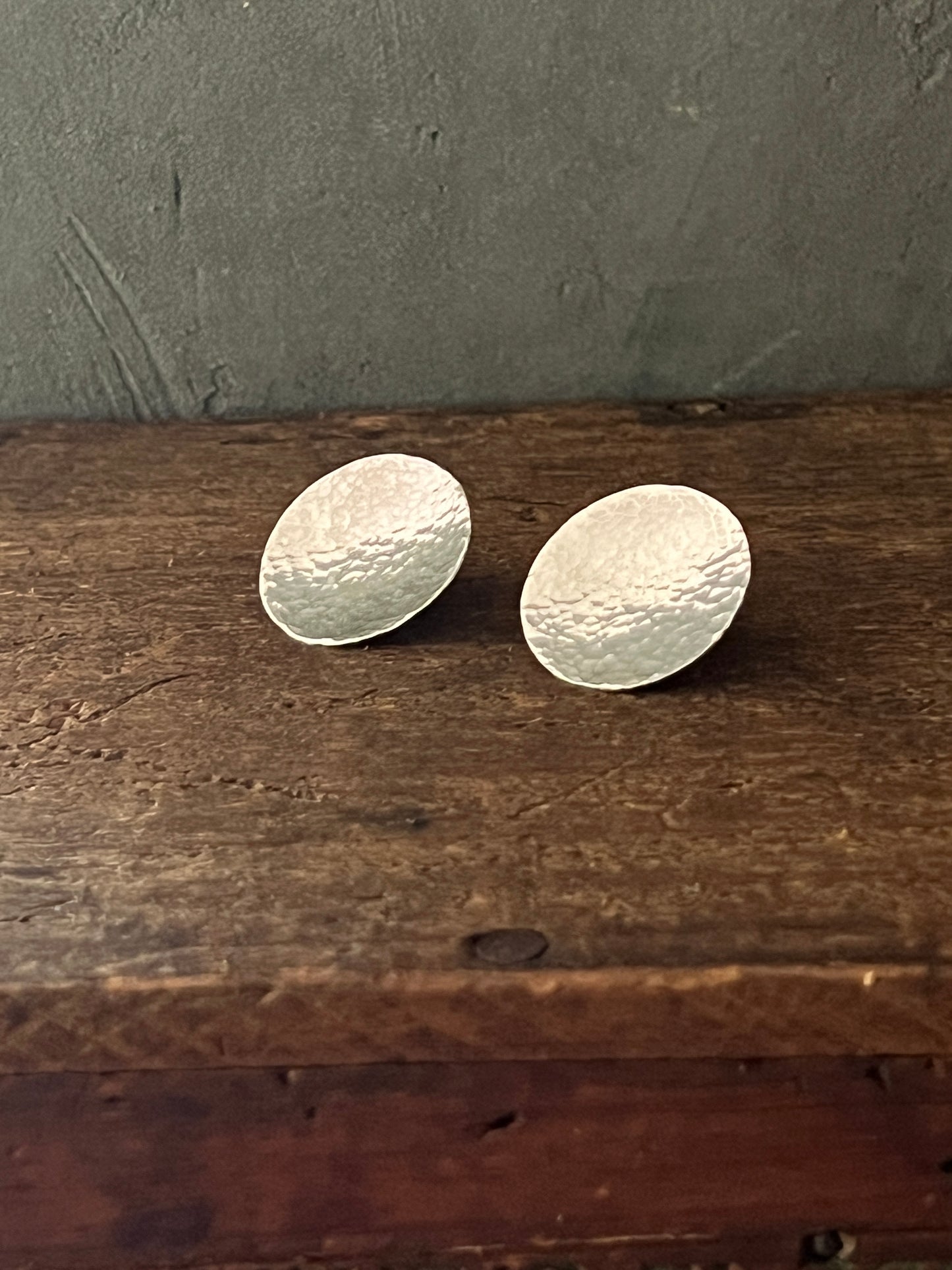 Convex Circle Studs